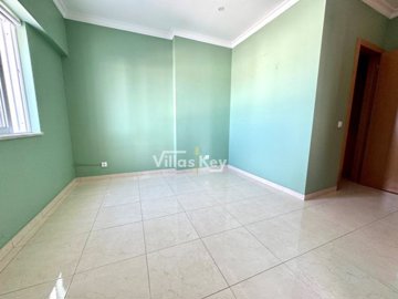 id1051b401-0000-0500-0000-00001783f383