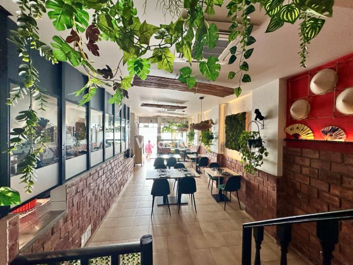 Image No.12-Restaurant à vendre à Lagos