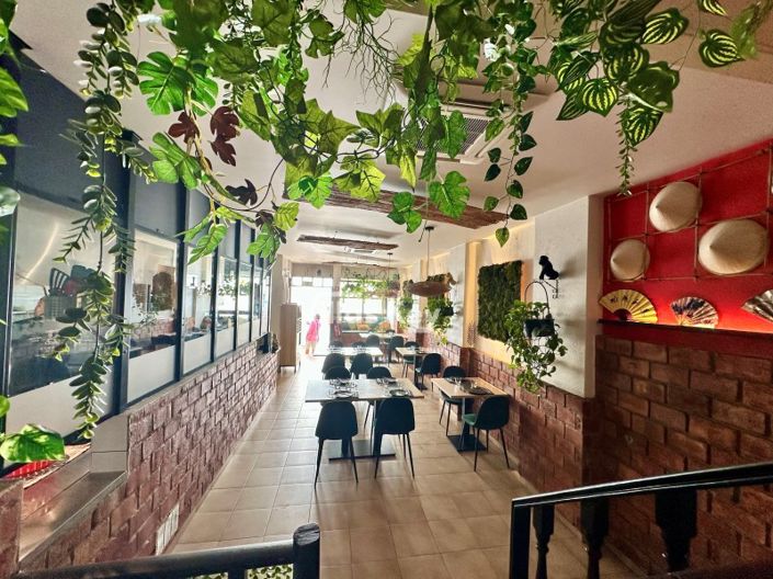 Image No.4-Restaurant à vendre à Lagos