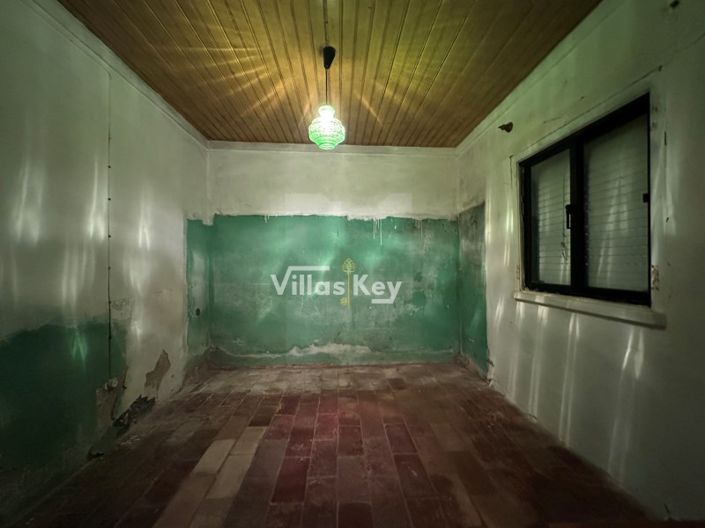 Image No.13-2 Bed House for sale