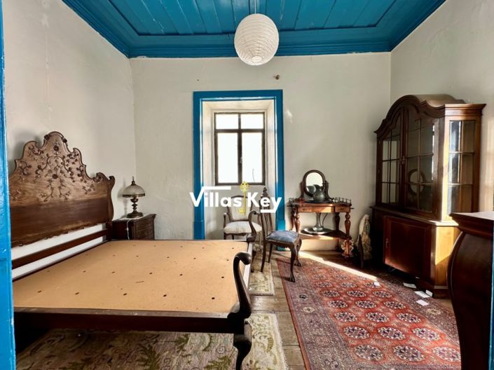 Image No.14-10 Bed House for sale