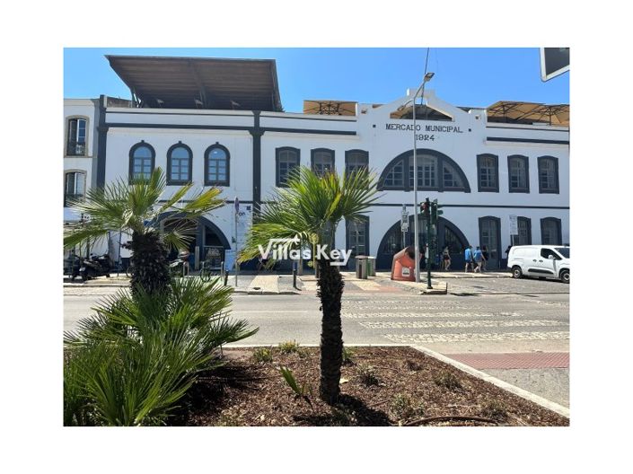 Image No.35-10 Bed House for sale