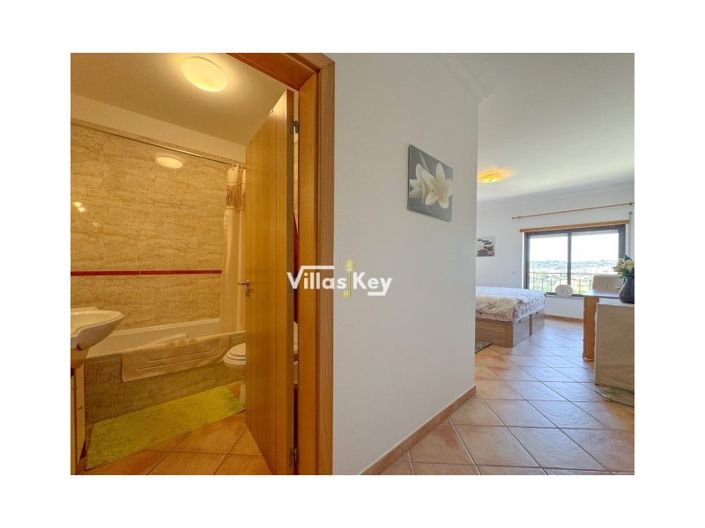 Image No.12-2 Bed Apartment for sale