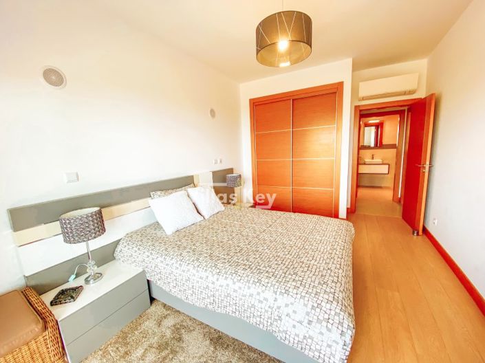 Image No.17-2 Bed Apartment for sale