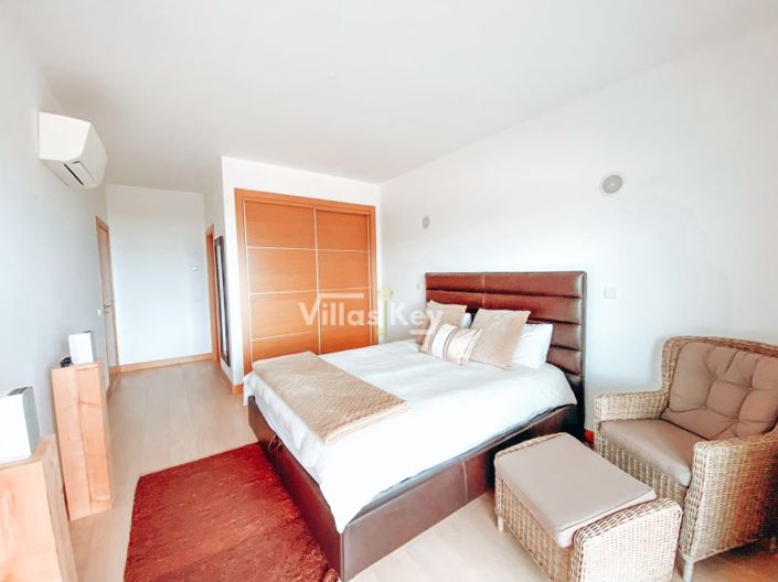 Image No.20-2 Bed Apartment for sale