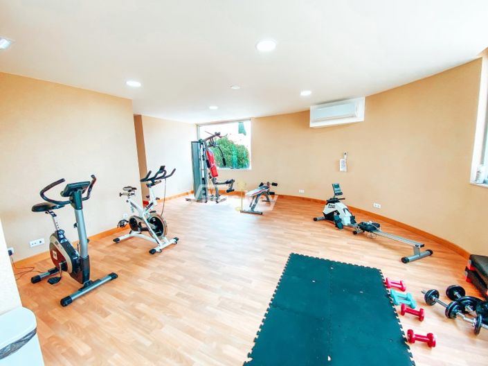 Image No.25-2 Bed Apartment for sale