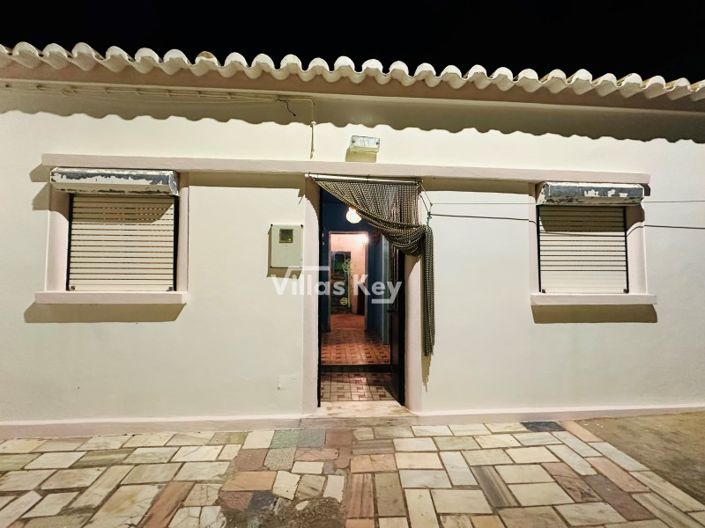 Image No.15-2 Bed House for sale