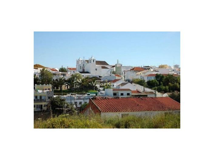 Image No.1-4 Bed House for sale