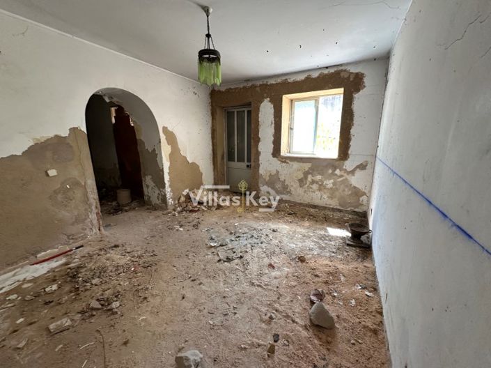 Image No.11-4 Bed House for sale