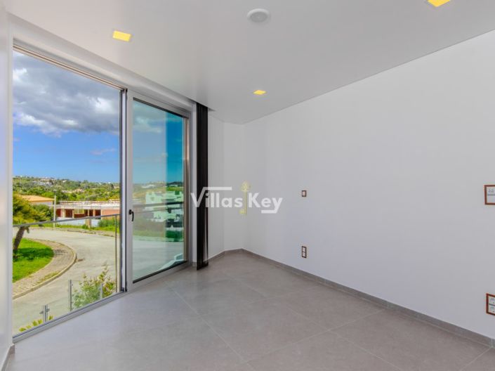 Image No.23-Maison de 4 chambres à vendre à Lagos