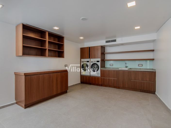 Image No.50-Maison de 4 chambres à vendre à Lagos