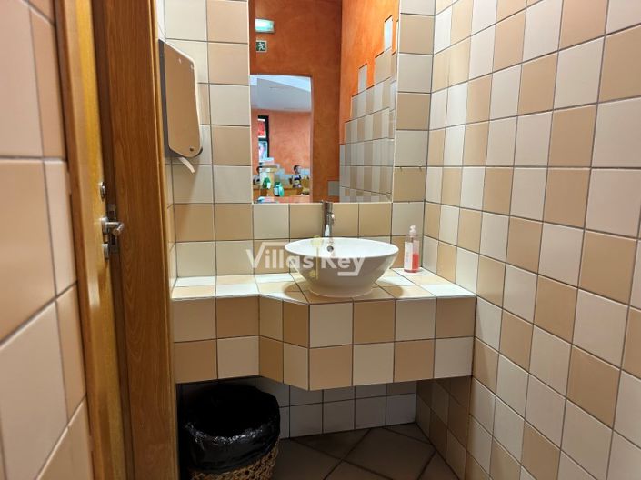 Image No.5-Commercial for sale