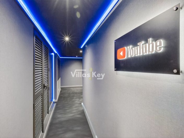 Image No.21-4 Bed House for sale