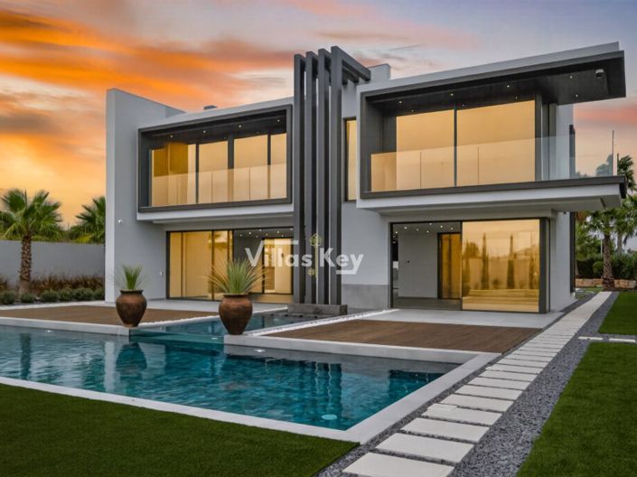 Image No.48-4 Bed House for sale