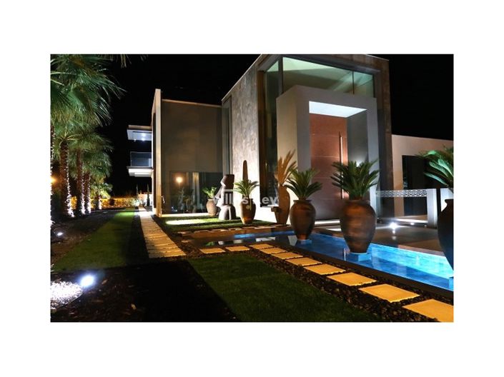 Image No.53-4 Bed House for sale