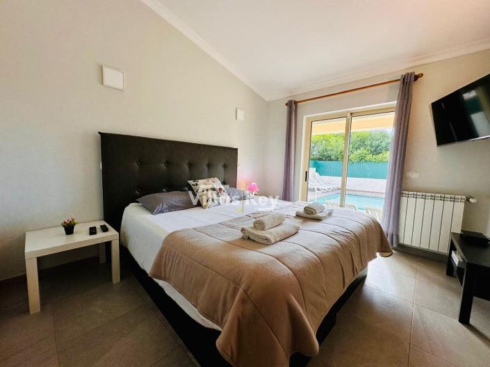 Image No.26-4 Bed House for sale