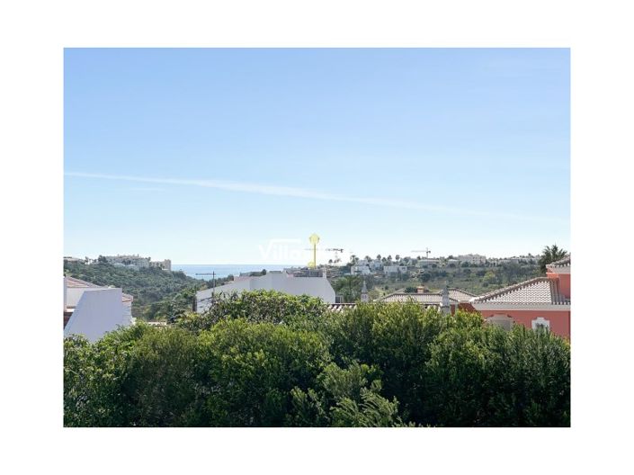 Image No.32-4 Bed House for sale