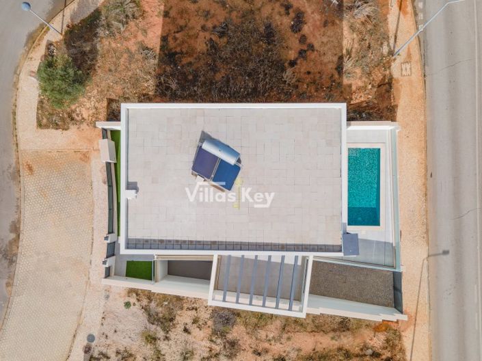 Image No.35-3 Bed House for sale