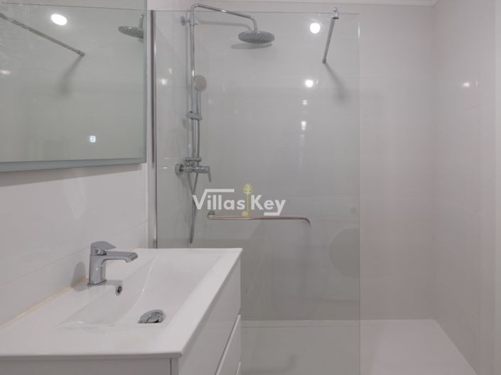 Image No.14-2 Bed Apartment for sale