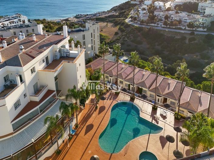 Image No.20-2 Bed Apartment for sale