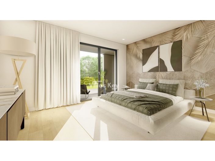 Image No.15-4 Bed House for sale