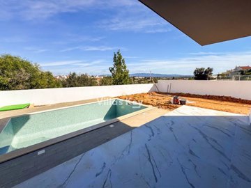 idd476b701-0000-0500-0000-000017c2b772