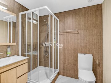 id9398b701-0000-0500-0000-000017c73925