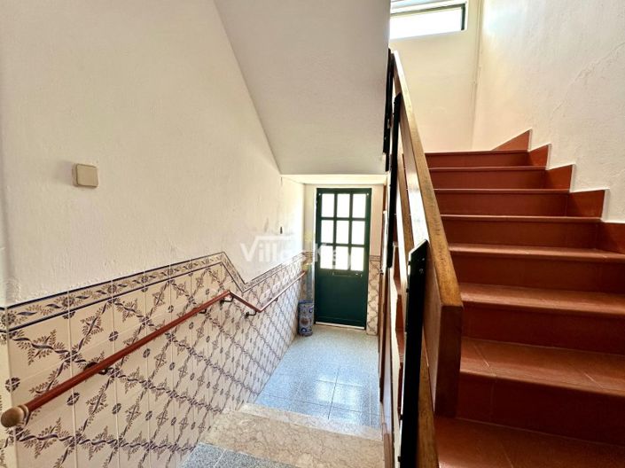 Image No.6-4 Bed House for sale