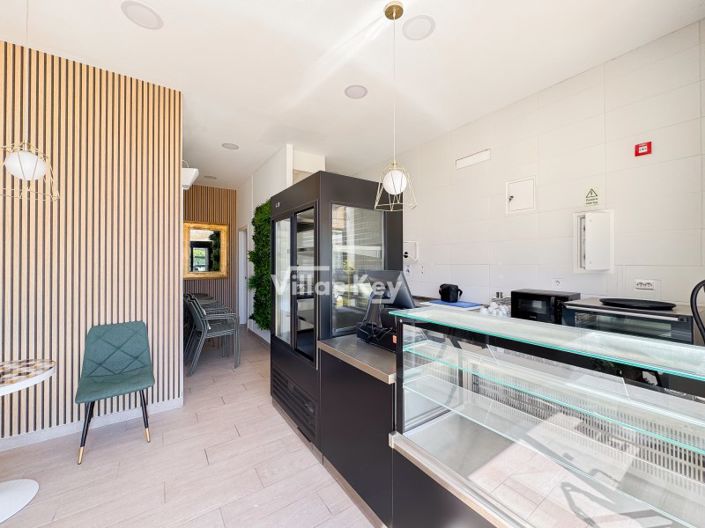 Image No.9-Commercial à vendre à Lagos