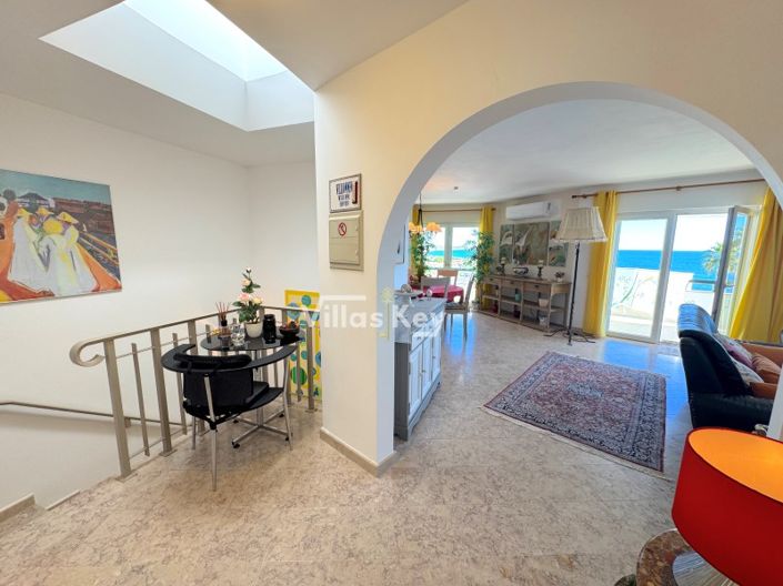 Image No.12-3 Bed Apartment for sale