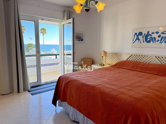 Image No.13-3 Bed Apartment for sale