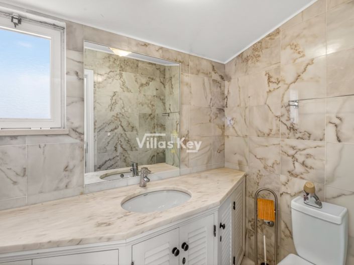 Image No.15-3 Bed Apartment for sale