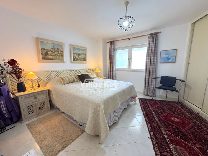 Image No.20-3 Bed Apartment for sale