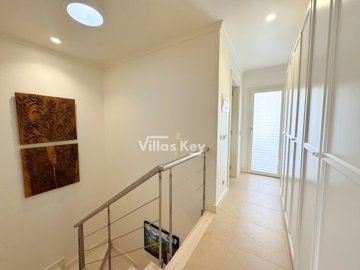 id9ba2b701-0000-0500-0000-000017ca61be