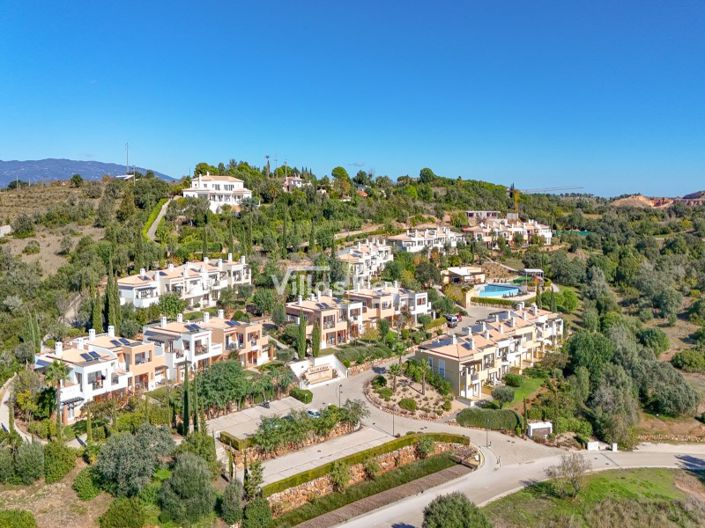 Image No.26-3 Bed House for sale