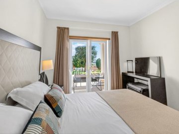 id9398b701-0000-0500-0000-000017c73924