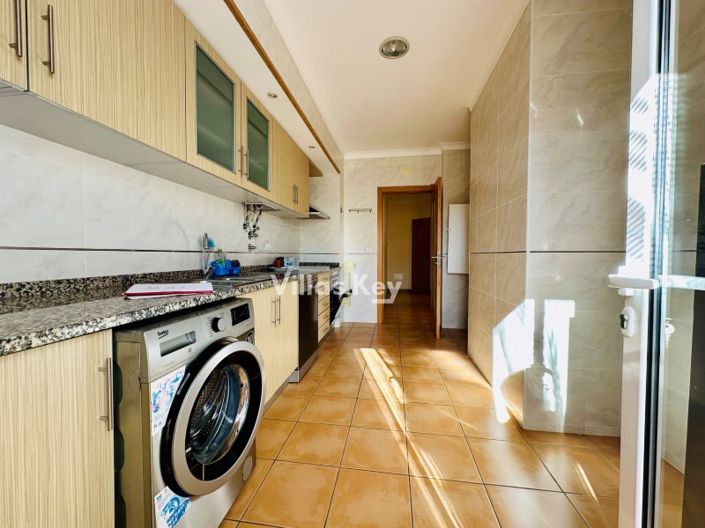 Image No.10-3 Bed Apartment for sale