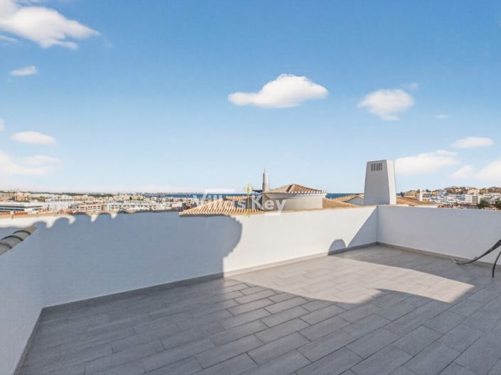 Image No.39-4 Bed House for sale