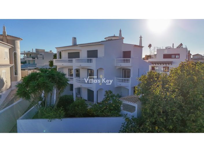 Image No.41-4 Bed House for sale