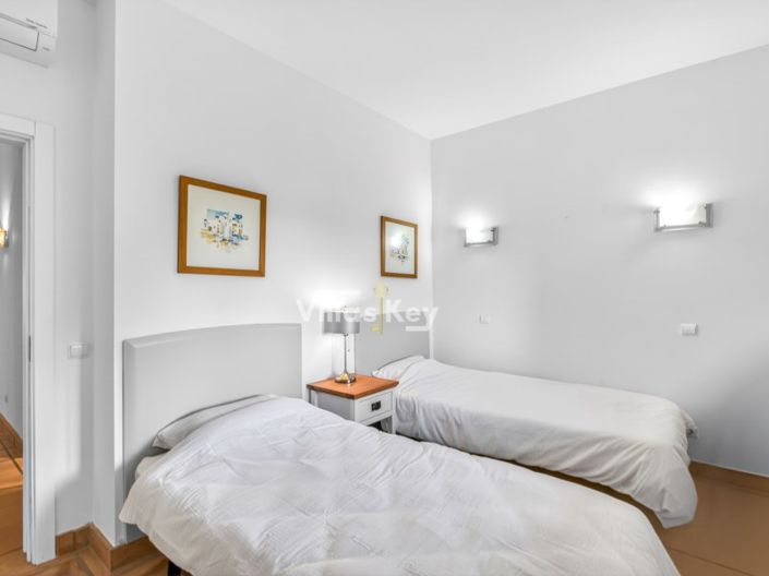 Image No.11-2 Bed Apartment for sale