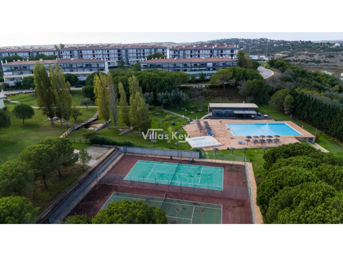 Image No.20-2 Bed Apartment for sale