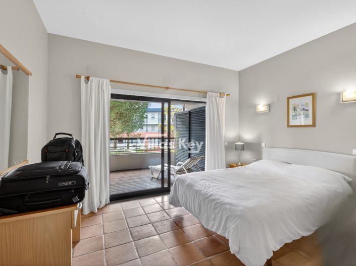 Image No.8-2 Bed Apartment for sale