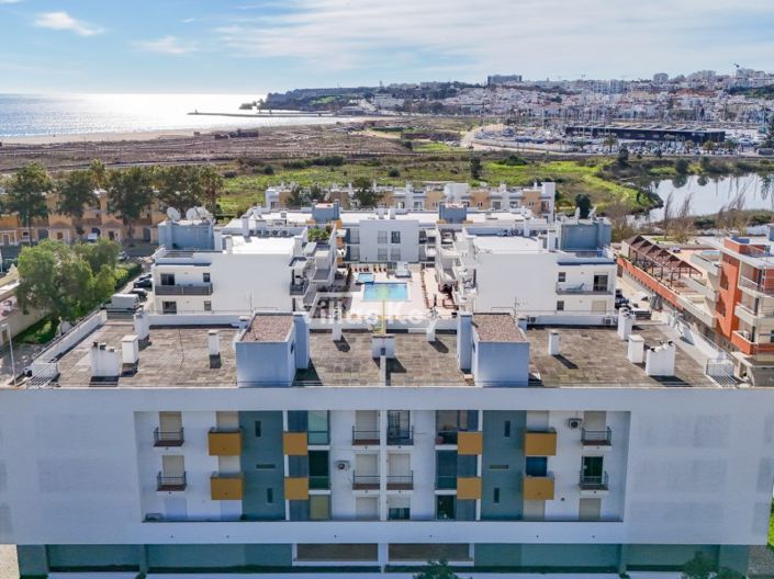 Image No.28-2 Bed Apartment for sale