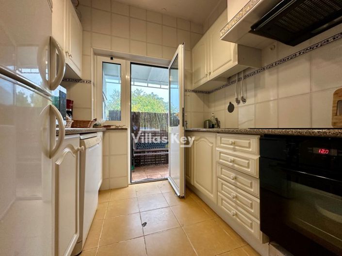 Image No.5-Appartement de 2 chambres à vendre à Lagos