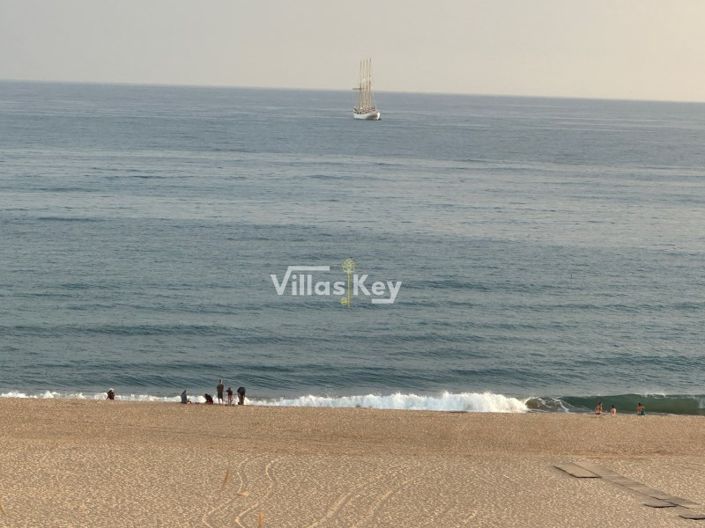 Image No.13-3 Bed Apartment for sale