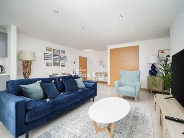 id4690b901-0000-0500-0000-000017f09f91