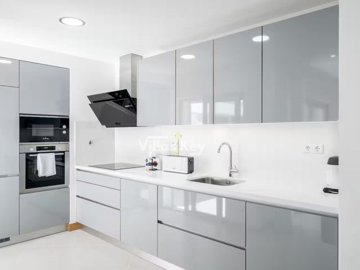 id4690b901-0000-0500-0000-000017f09f93