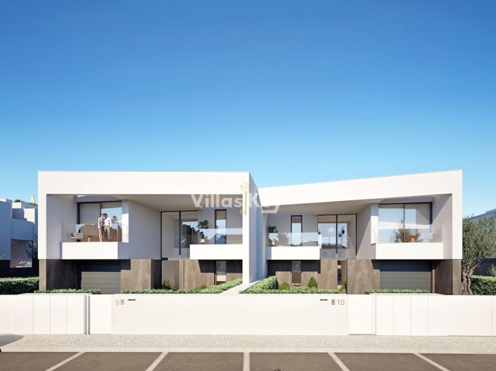 Image No.20-4 Bed House for sale