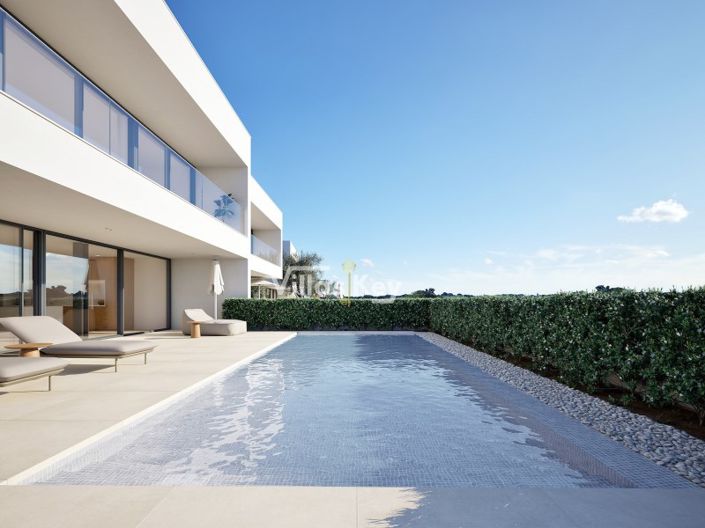 Image No.4-4 Bed House for sale