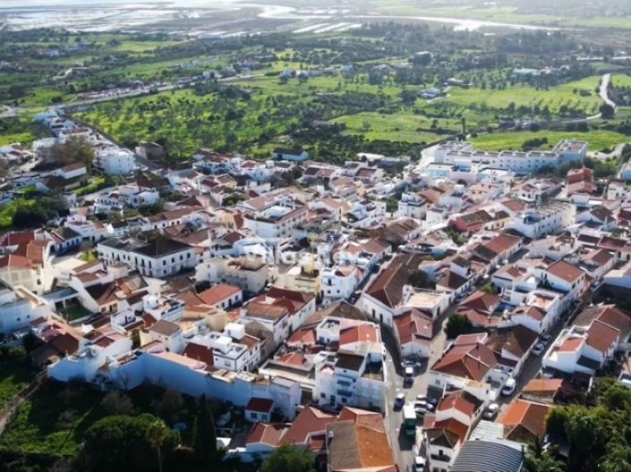 Image No.12-3 Bed Apartment for sale